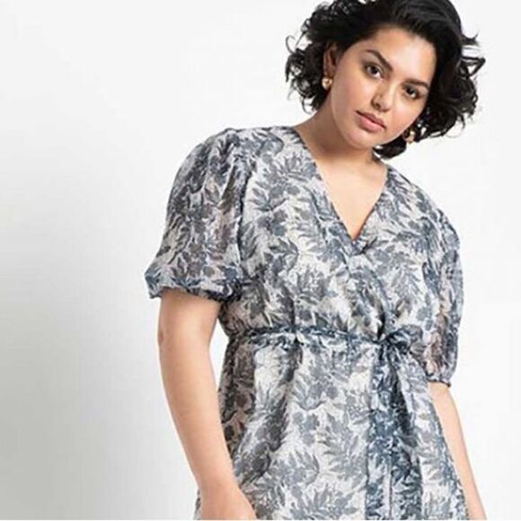 Eloquii Sheer Floral Wrap Dress Ruffled Tiered Skirt 16 Blue Cream - Picture 5 of 16